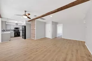 9611 Highmeadow Dr, Houston, TX 77063 - Photo 18