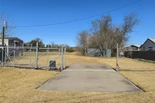 801 Genoa Red Bluff Rd, Pasadena, TX 77504 - Photo 8