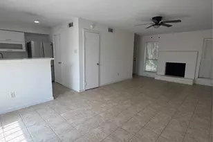 6645 Wanda Ln, Houston, TX 77074 - Photo 16