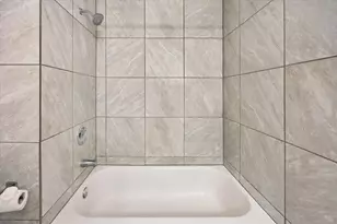 6645 Wanda Ln, Houston, TX 77074 - Photo 38