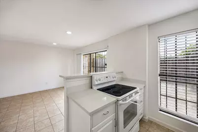 6645 Wanda Lane, Houston, TX 77074 - Photo 8
