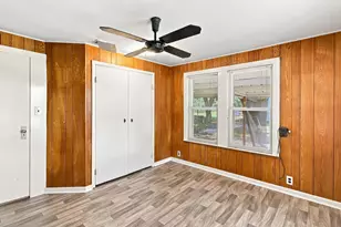 817 Masonic Oak Dr, Brazoria, TX 77422 - Photo 10