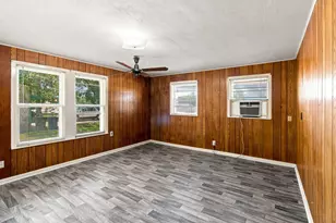 817 Masonic Oak Dr, Brazoria, TX 77422 - Photo 12