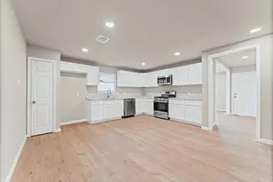 3626 Sparrow St, Houston, TX 77051 - Photo 8