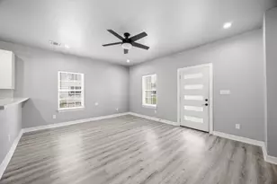 5709 Annunciation St, Houston, TX 77016 - Photo 4