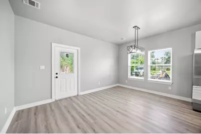 5709 Annunciation Street #B, Houston, TX 77016 - Photo 10