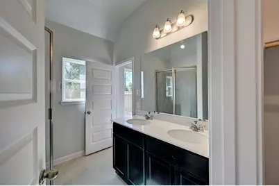 11853 East Gate Drive, Willis, TX 77318 - Photo 28