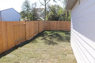 11853 East Gate Drive, Willis, TX 77318 - Photo 40