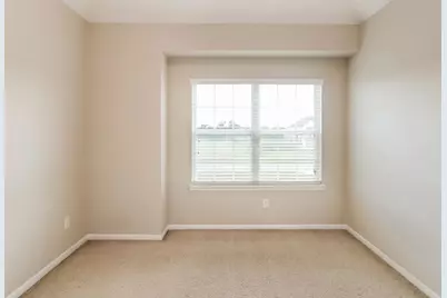 415 Lakeland Circle, Rosharon, TX 77583 - Photo 10