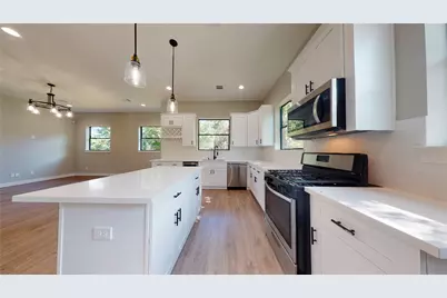 806 E 39th Street #A, Houston, TX 77022 - Photo 10