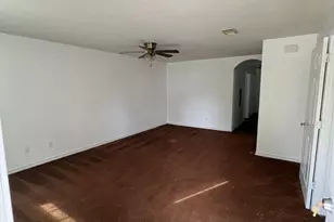 795 Devilleneuve St, Beaumont, TX 77701 - Photo 2