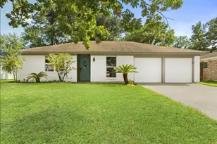 9930 Valley Lake Dr, Houston, TX 77078 - Photo 4