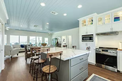 18810 W De Vaca Lane, Galveston, TX 77554 - Photo 14