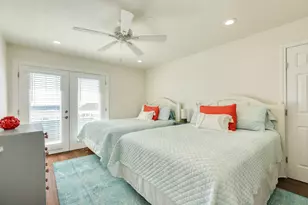 18810 W De Vaca Ln, Galveston, TX 77554 - Photo 26