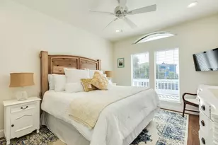 18810 W De Vaca Ln, Galveston, TX 77554 - Photo 16