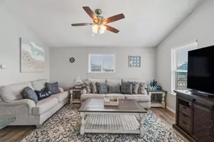 4222 Mason Dr, Galveston, TX 77554 - Photo 6
