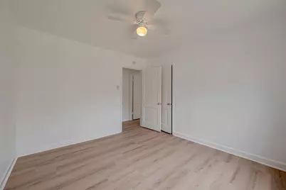 2051 Santa Rosa Street, Houston, TX 77023 - Photo 22