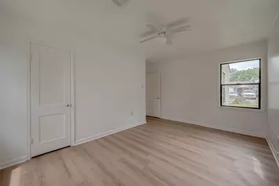 2051 Santa Rosa Street, Houston, TX 77023 - Photo 20