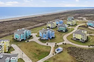 26421 Cat Tail Dr, Galveston, TX 77554 - Photo 32