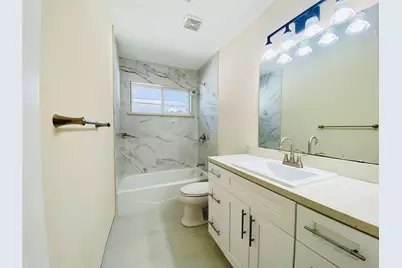 13447 Greenway Drive, Sugar Land, TX 77498 - Photo 24