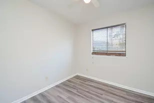 3911 Issacks Way, Sugar Land, TX 77479 - Photo 14