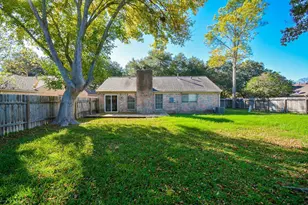 3911 Issacks Way, Sugar Land, TX 77479 - Photo 18