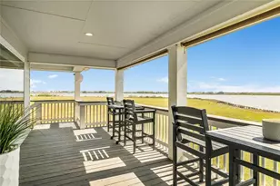 299 Bay Dr, Palacios, TX 77465 - Photo 8