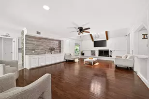 12302 S Moorcreek Dr, Houston, TX 77070 - Photo 4