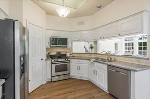 1730 Mabry Mill Rd, Houston, TX 77062 - Photo 10