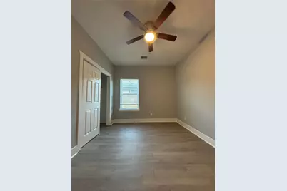 339 Owens Street #A, Houston, TX 77029 - Photo 6