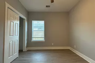 339 Owens St, Houston, TX 77029 - Photo 6