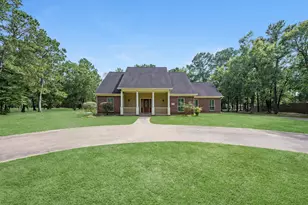205 Mohawk Ln, Wallisville, TX 77597 - Photo 4