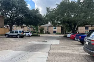 1311 Antoine Dr, Houston, TX 77055 - Photo 2