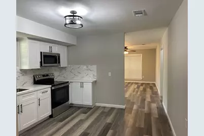 9169 Sharyn Dr, Conroe, TX 77384 - Photo 10