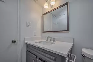 4639 Wild Indigo St, Houston, TX 77027 - Photo 12
