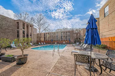 4639 Wild Indigo Street #27/461, Houston, TX 77027 - Photo 18
