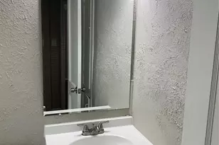 3922 Farmer St, Houston, TX 77020 - Photo 10