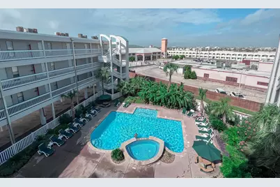 6102 Seawall Boulevard #337, Galveston, TX 77551 - Photo 12
