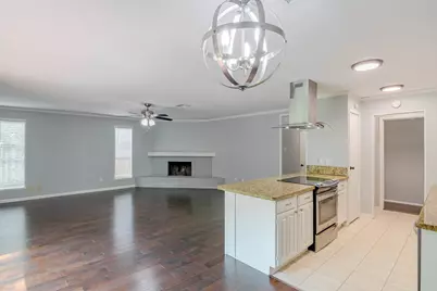 6 Basal Briar Court, The Woodlands, TX 77381 - Photo 8