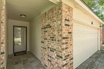 6 Basal Briar Court, The Woodlands, TX 77381 - Photo 2