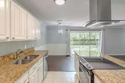 6 Basal Briar Court, The Woodlands, TX 77381 - Photo 12