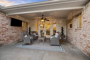 7603 Windswept Ln, Houston, TX 77063 - Photo 24