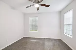 820 Texas St, Liberty, TX 77575 - Photo 6