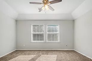 6615 Hunters Trace Ln, Baytown, TX 77521 - Photo 12
