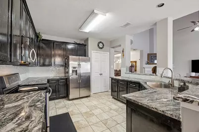 7522 Brighton Knolls Ln, Richmond, TX 77407 - Photo 2