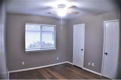 9503 Deep Valley Drive, Houston, TX 77044 - Photo 20