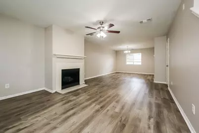 18450 Hollow Oaks Circle, Porter, TX 77365 - Photo 4