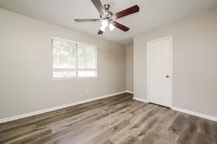 18450 Hollow Oaks Cir, Porter, TX 77365 - Photo 14