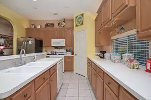 1350 Summer Terrace Dr, Sugar Land, TX 77479 - Photo 10