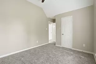 4015 Lakepointe Forest Dr, Seabrook, TX 77586 - Photo 32
